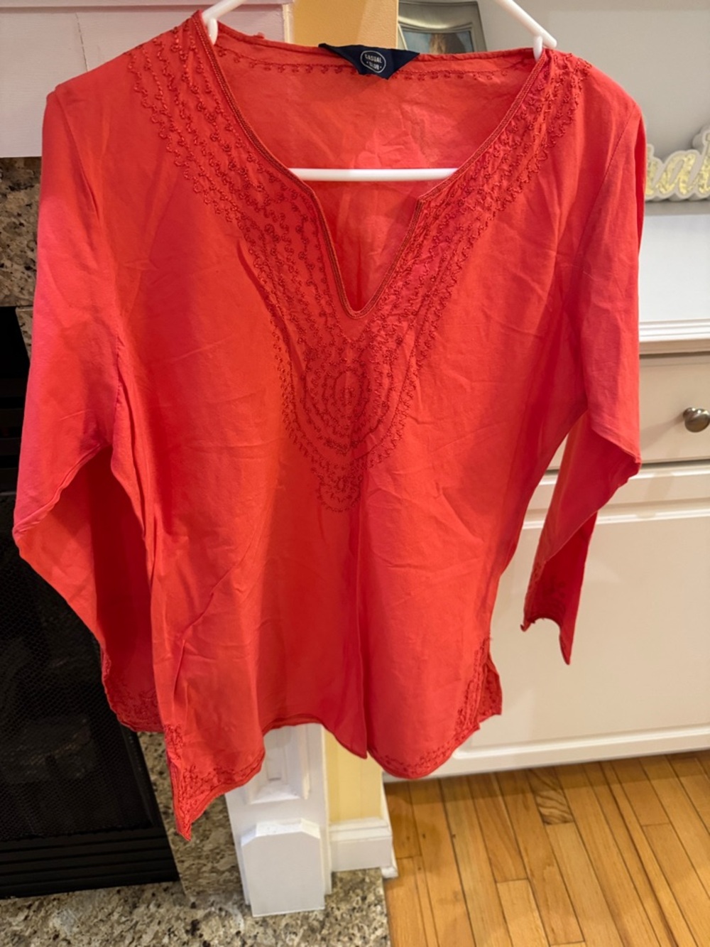 Embroidered Coral Cover-Up Size Small V-Neck